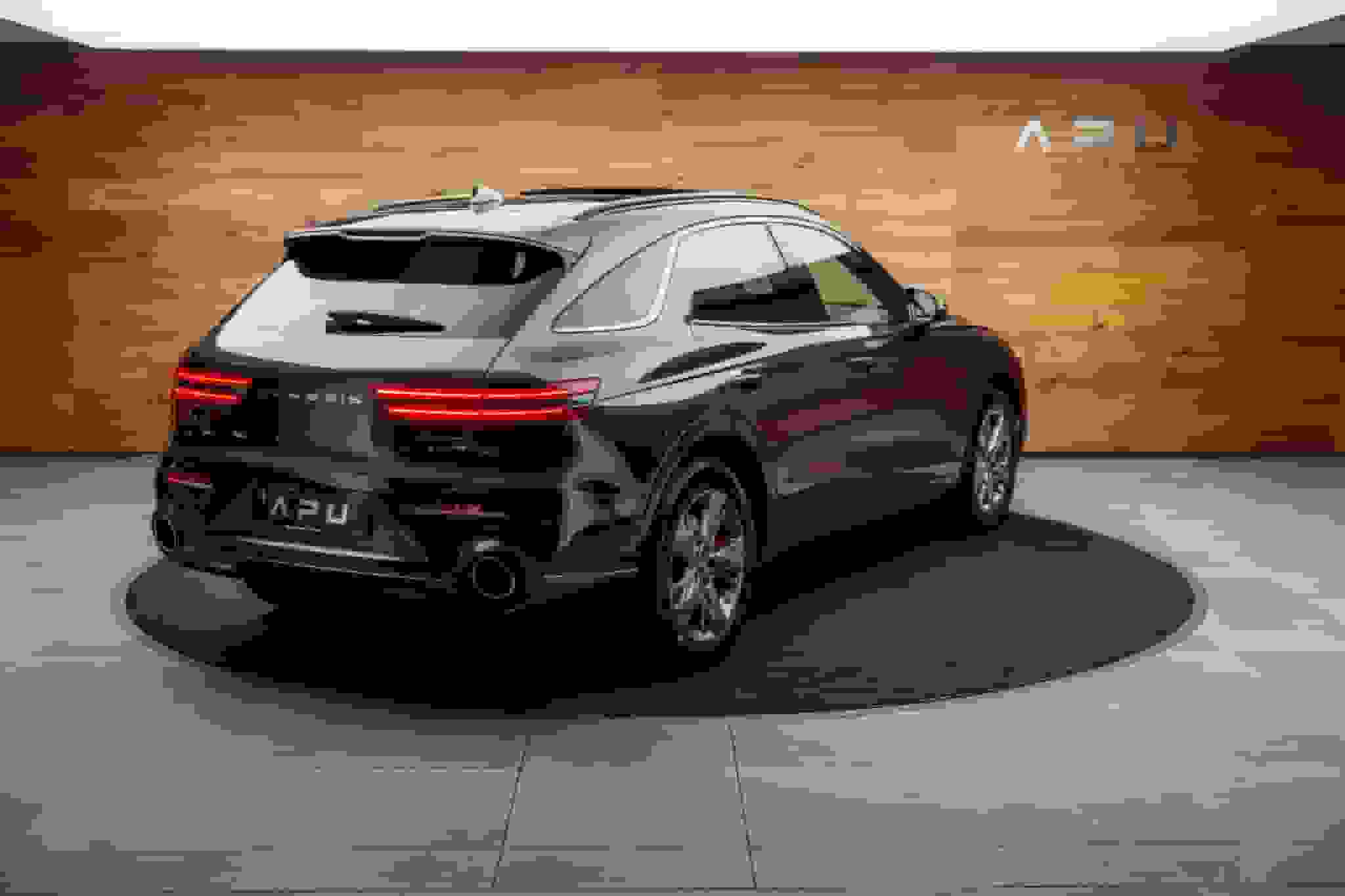 car-image-1