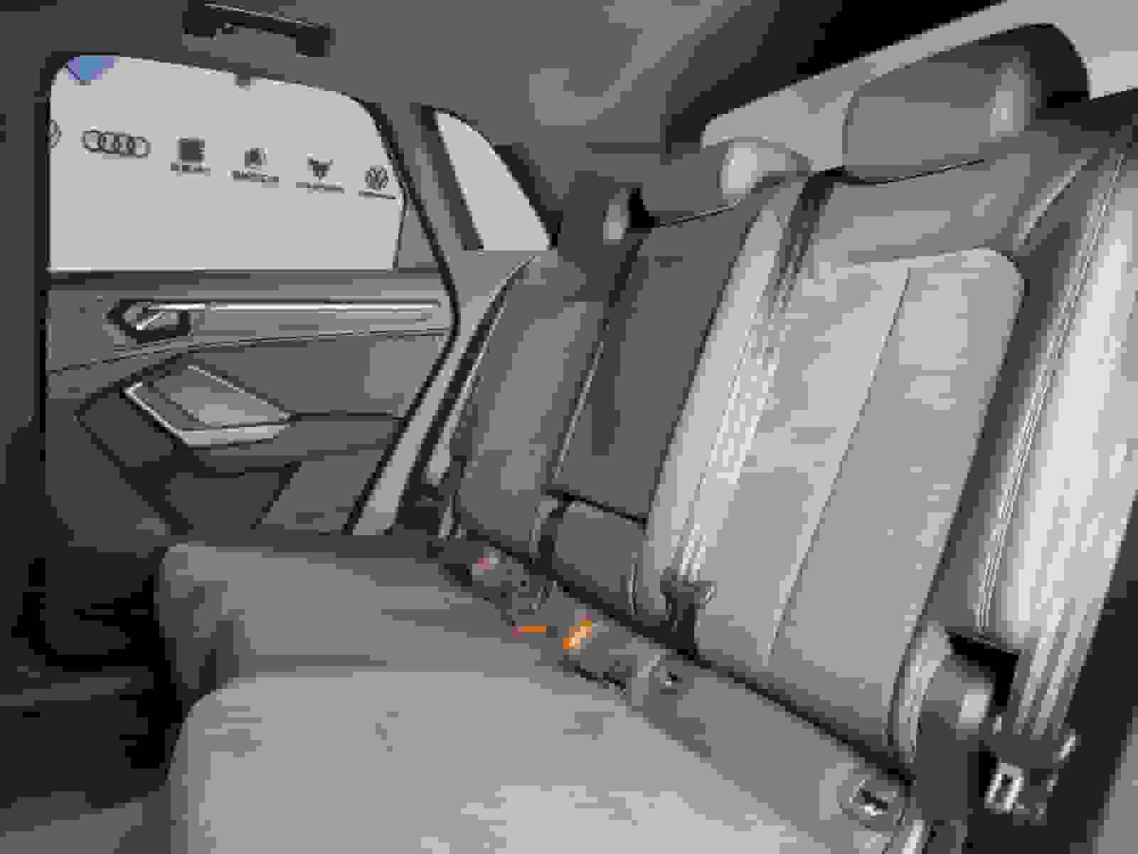 car-image-8