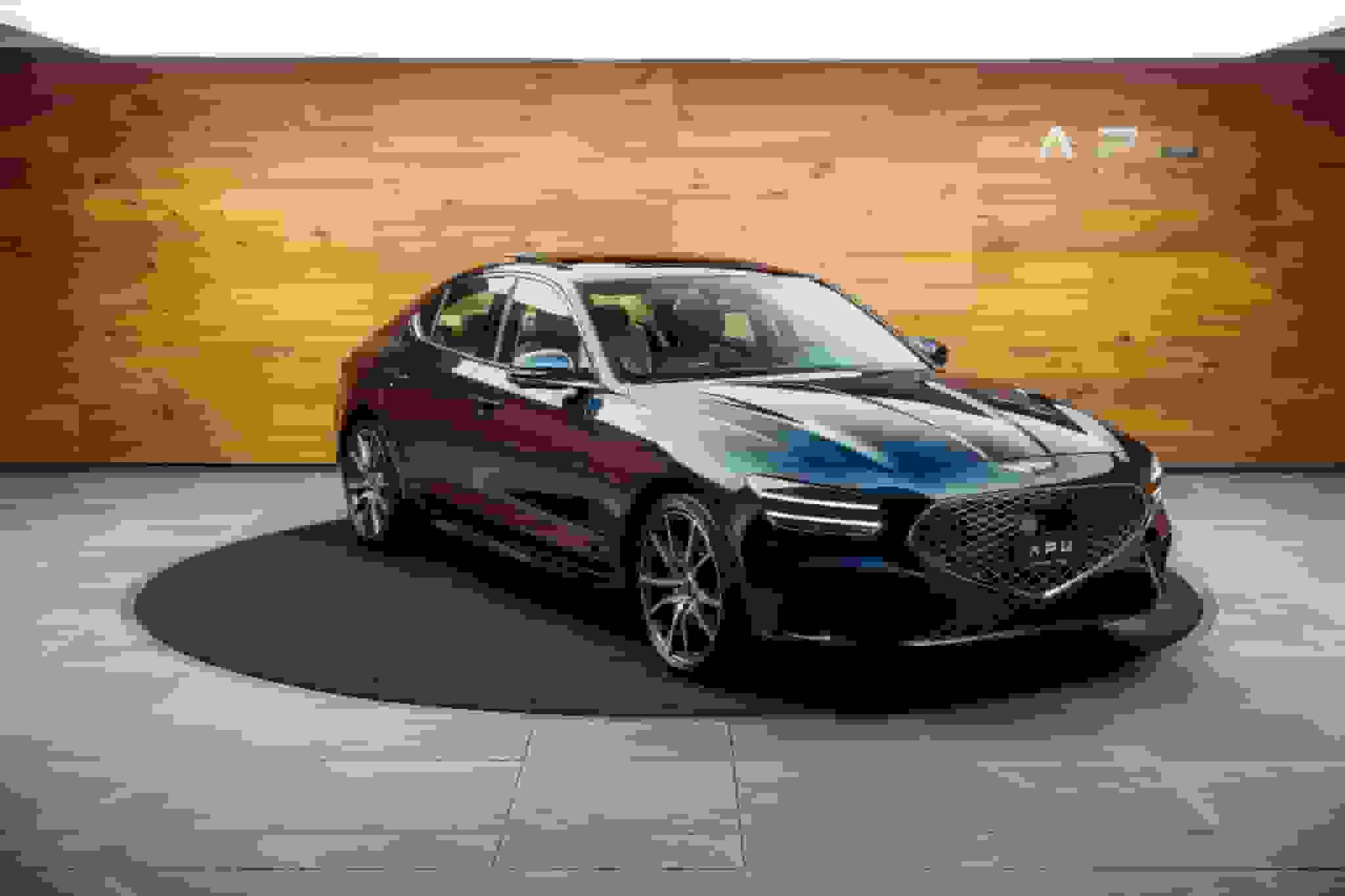 car-image-0