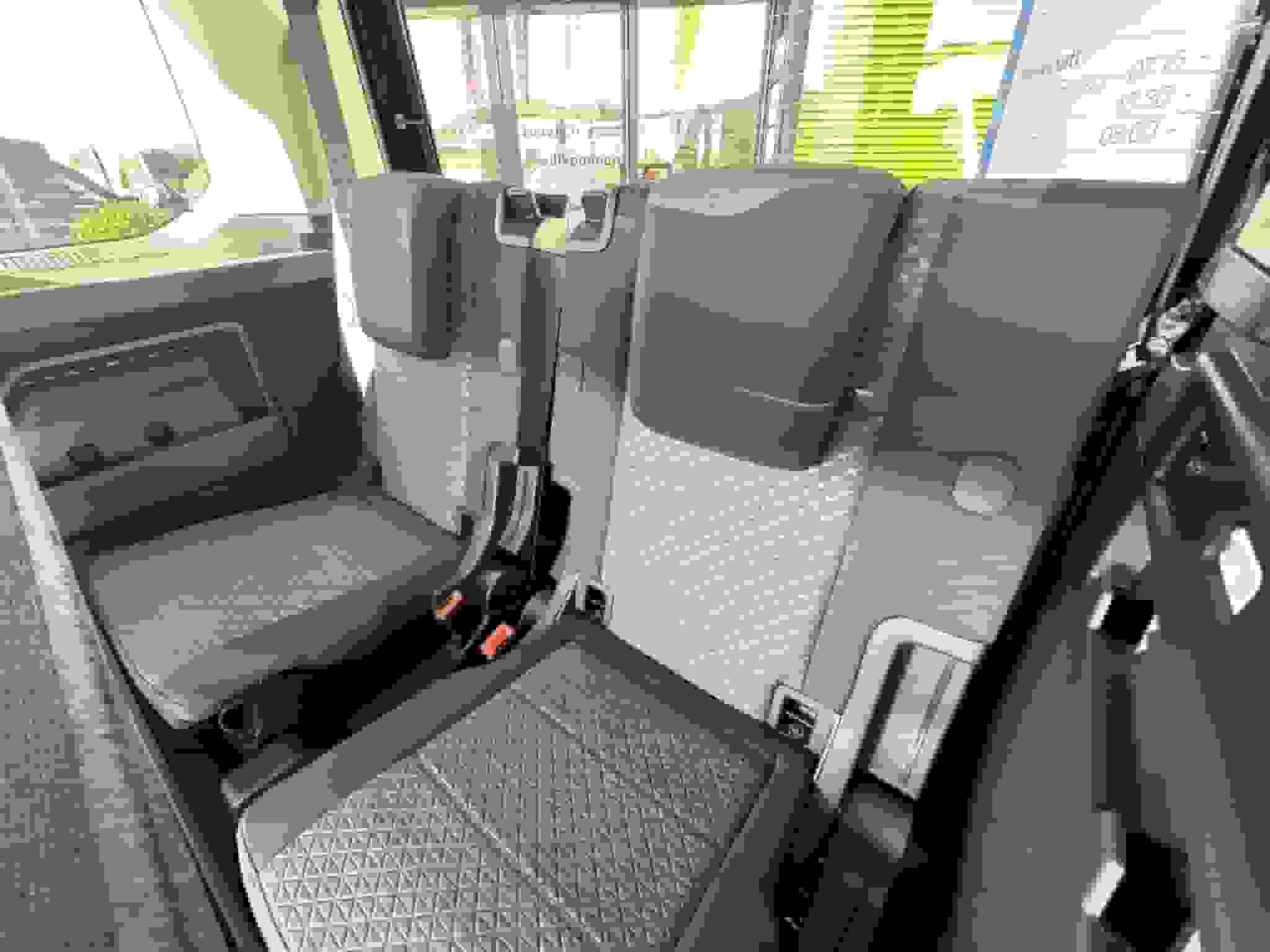car-image-9