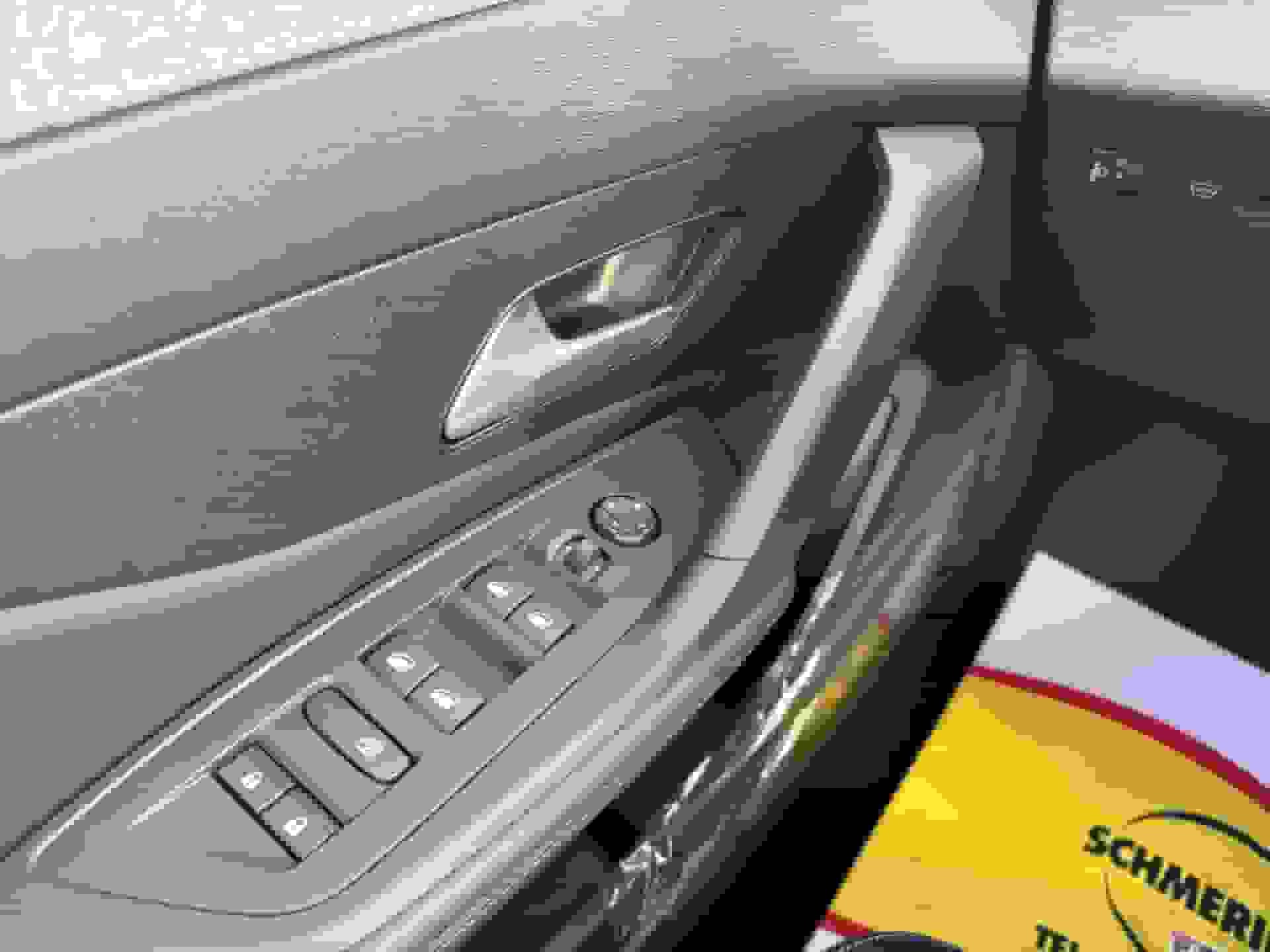 car-image-15