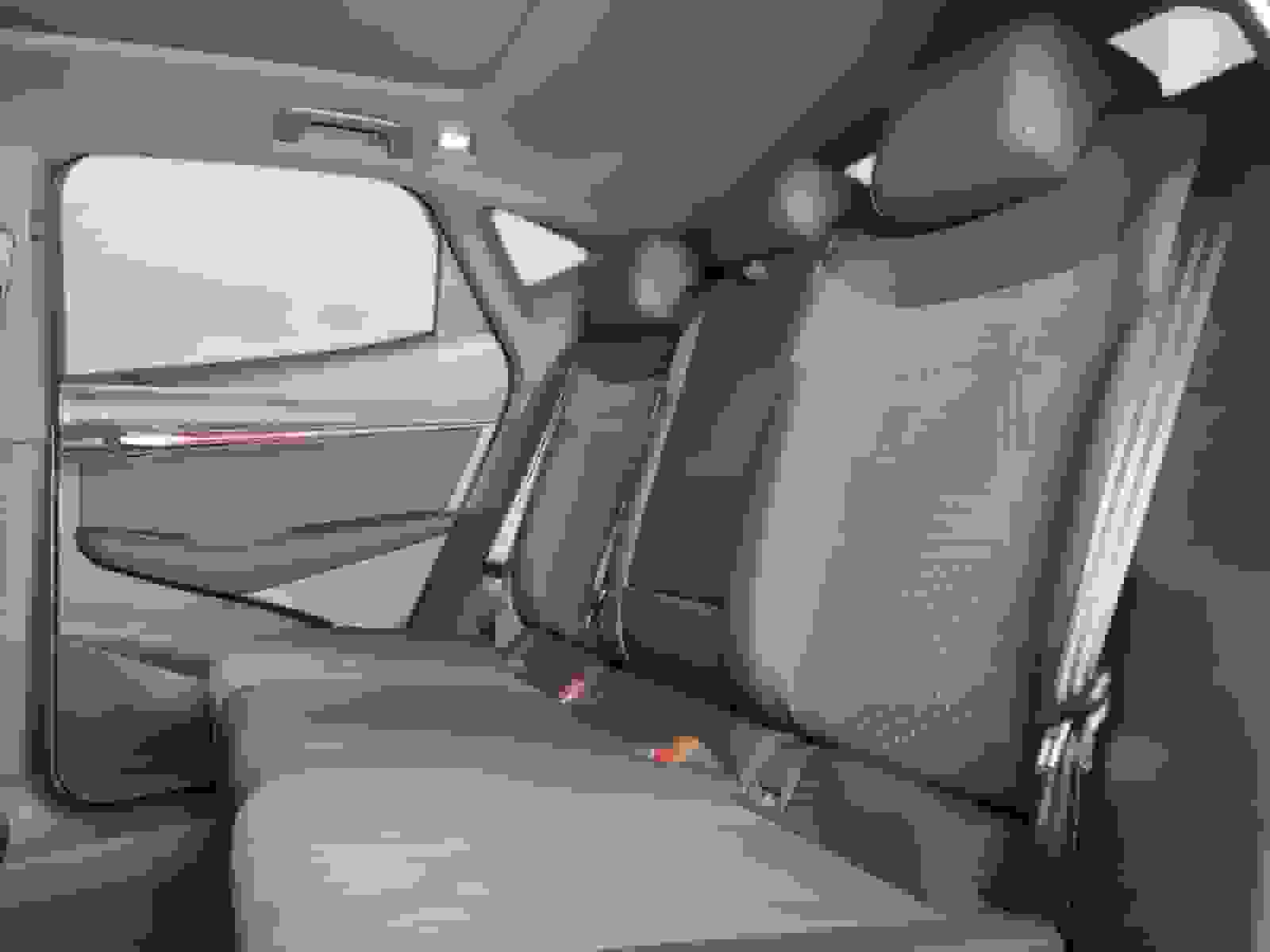 car-image-8