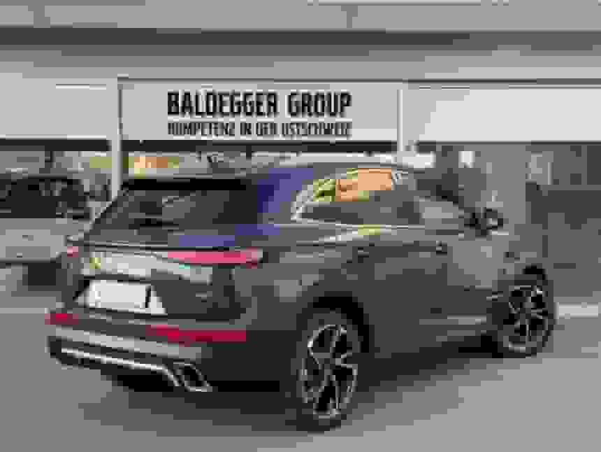 car-image-1