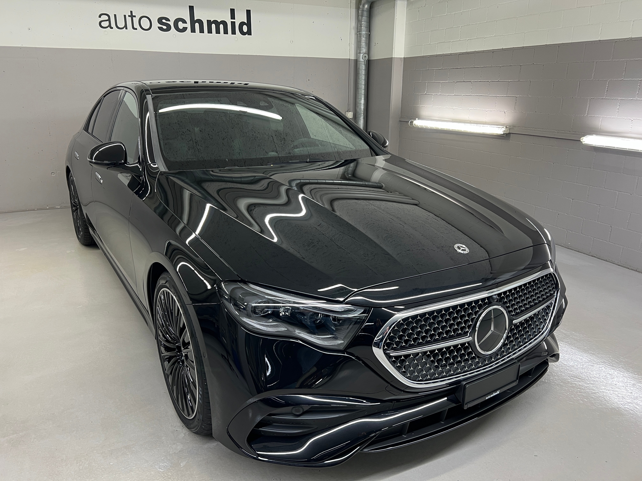 car-image-0