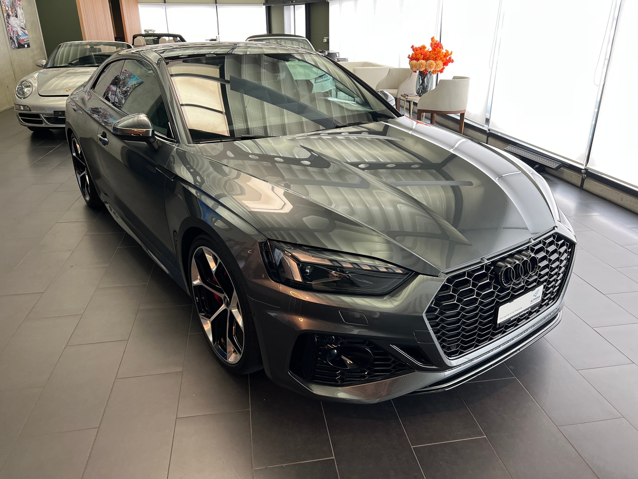 car-image-0
