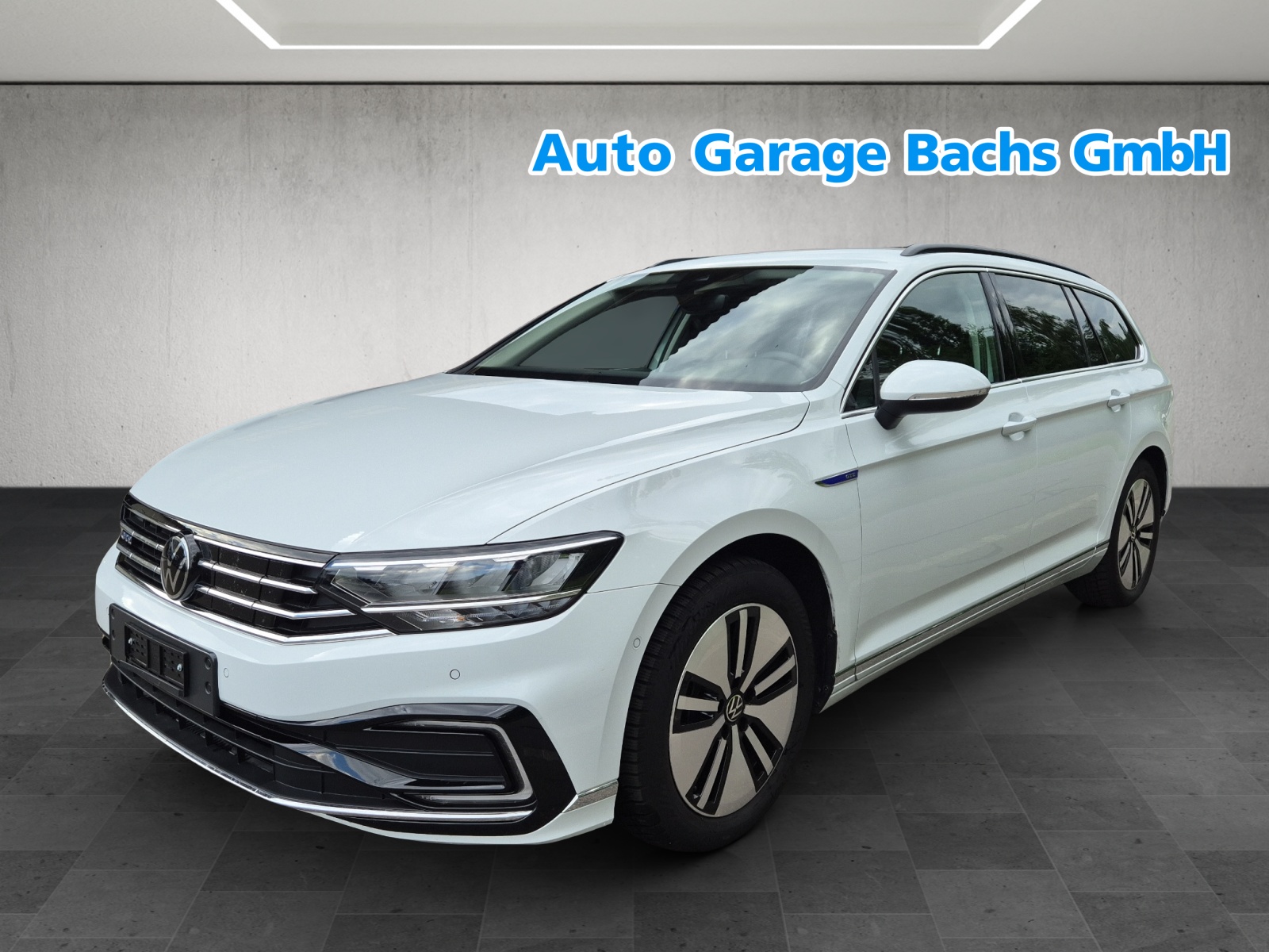 car-image-0