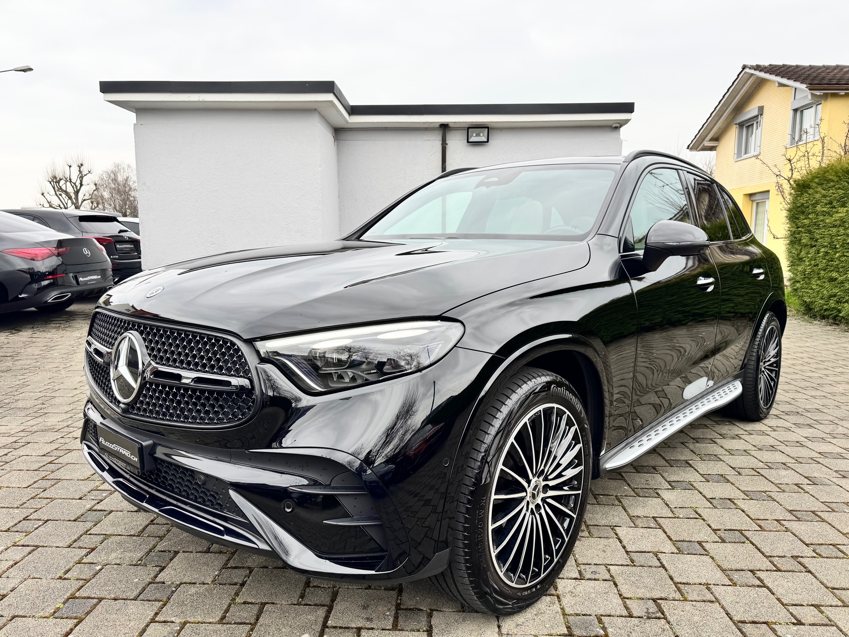 car-image-0