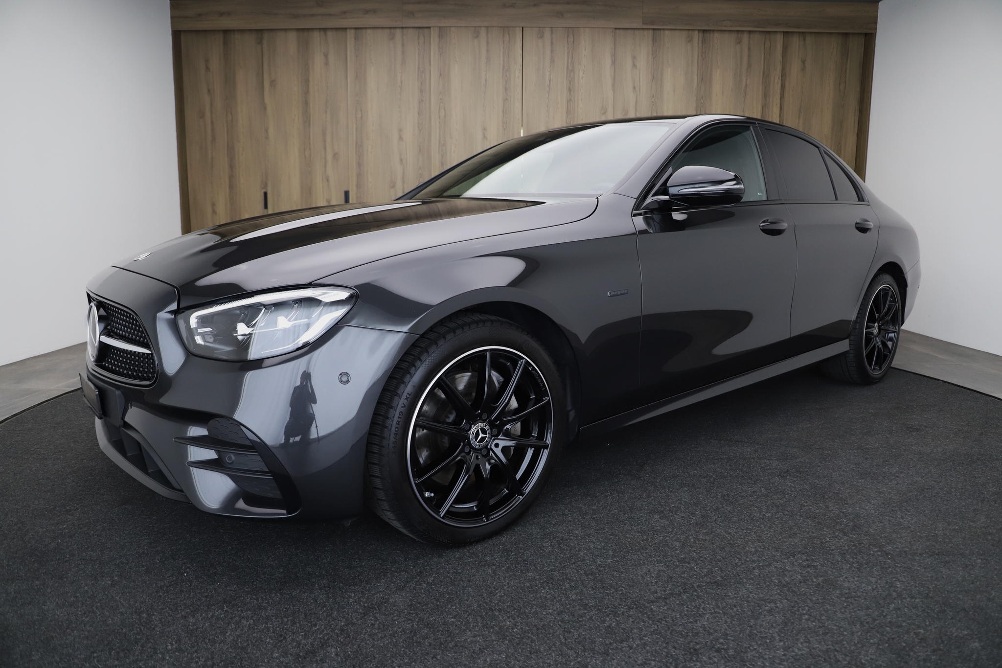 car-image-0