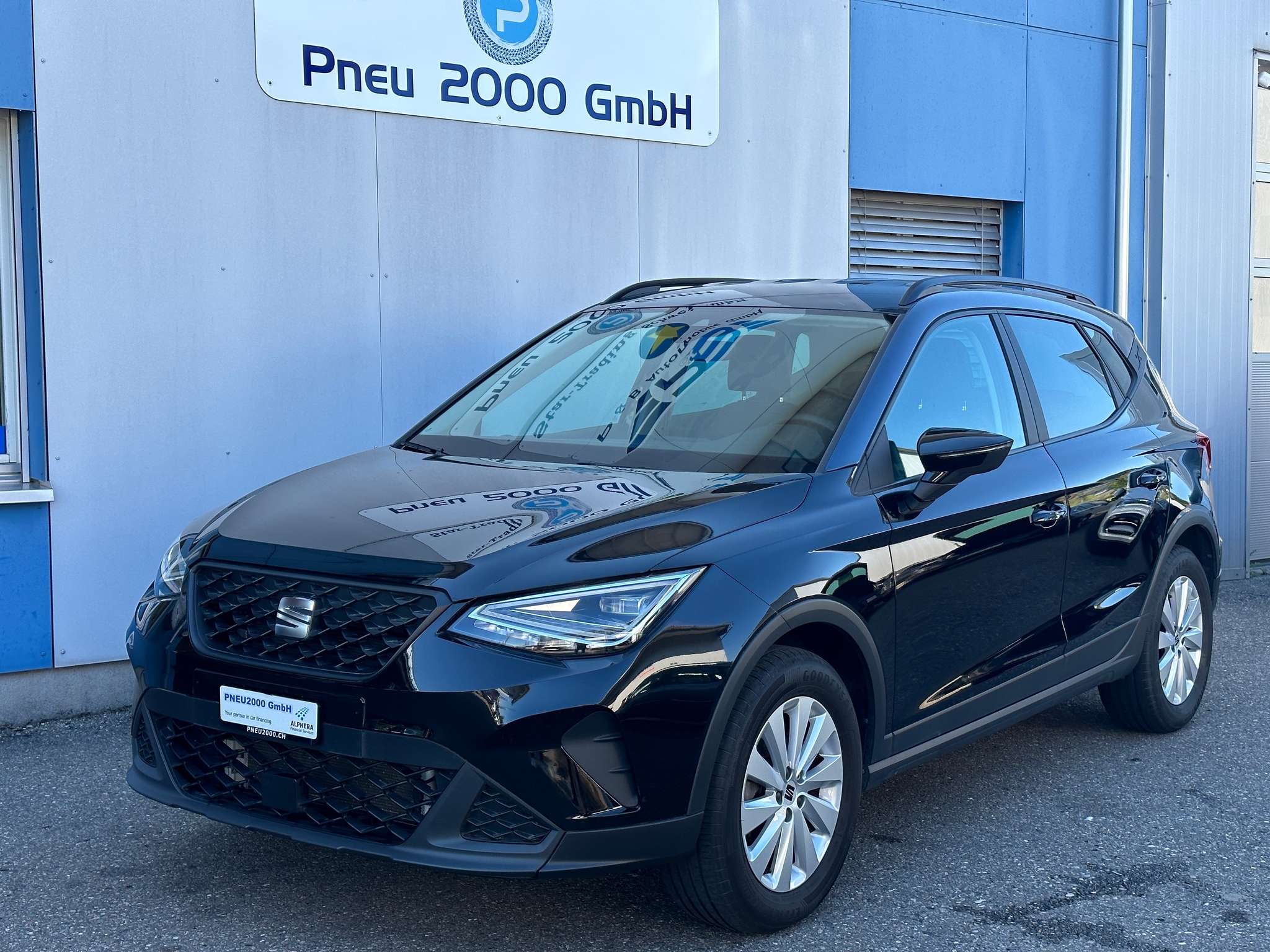 car-image-0