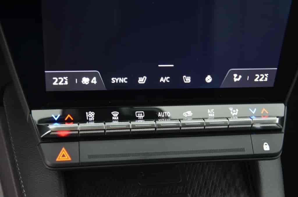 listing desktop thumbnail image 24