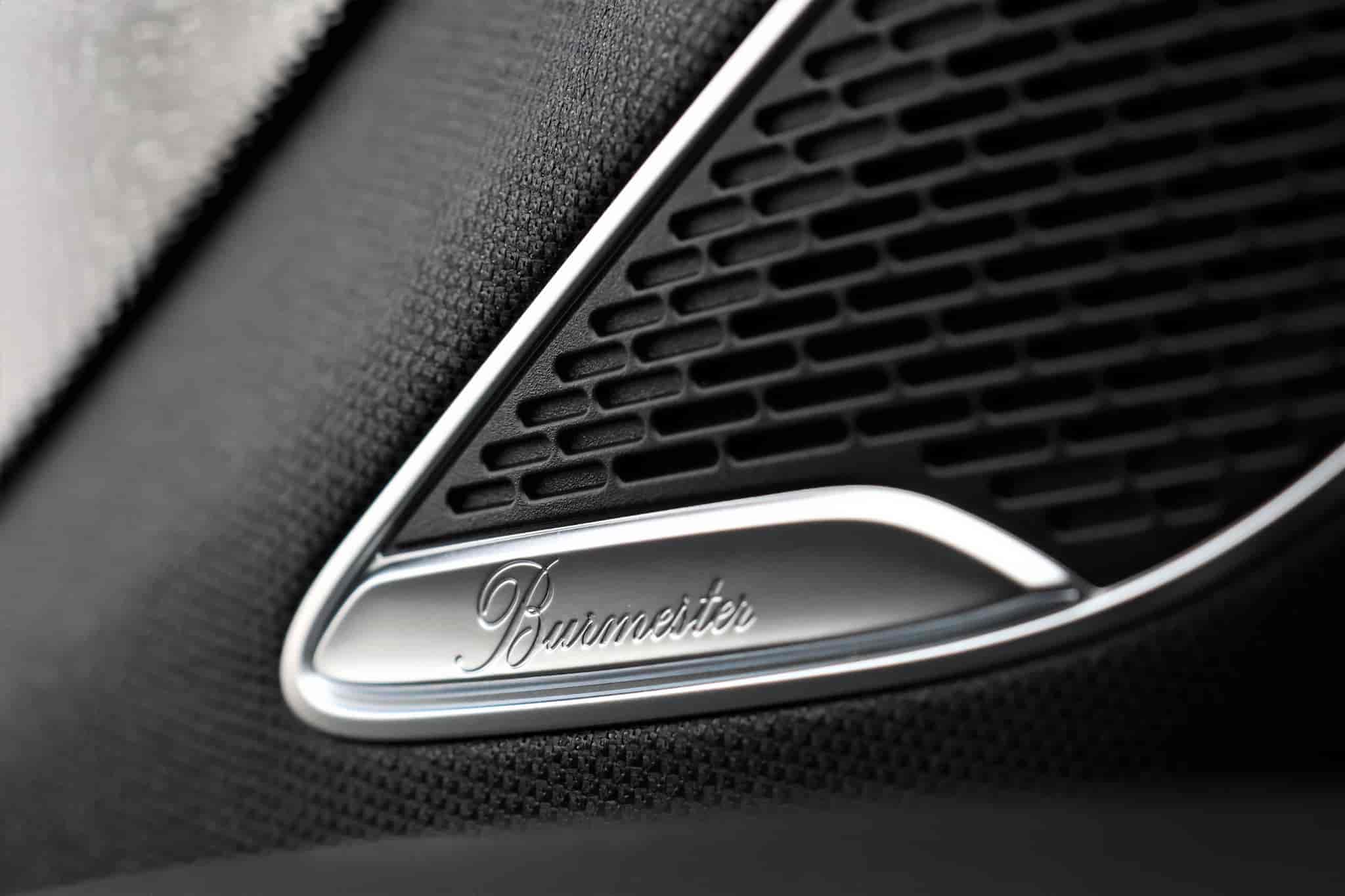 listing desktop thumbnail image 26