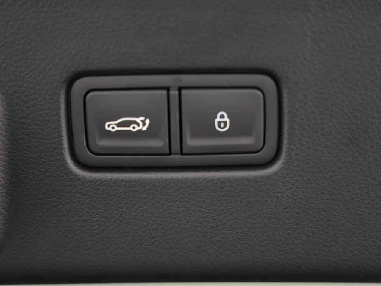 listing desktop thumbnail image 19