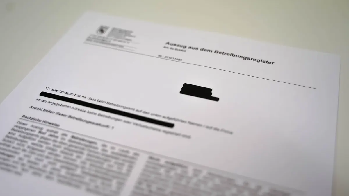 blog item card - Leasing Despite Debt Collection: Learn how to enhance your leasing prospects and deal with debt collections.